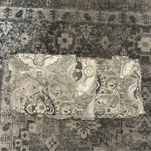 Pottery Barn  "Jacquelyn Medallion" King Pillow Sham set of 4